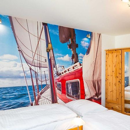 Traumfaengerloge -Hafenresidenz Daire Waren  Dış mekan fotoğraf